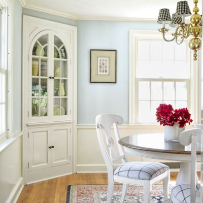 dining room of colonial revival home