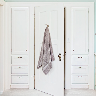 storage built-ins in bath 