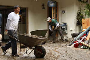 Smart, Safe Storm and Snow Cleanup Tips