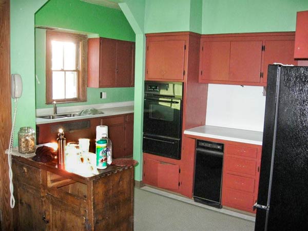 kitchen remodel before