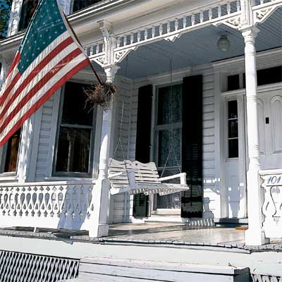 Hang a Porch Swing to Turn Your Home Into a Staycation Resort