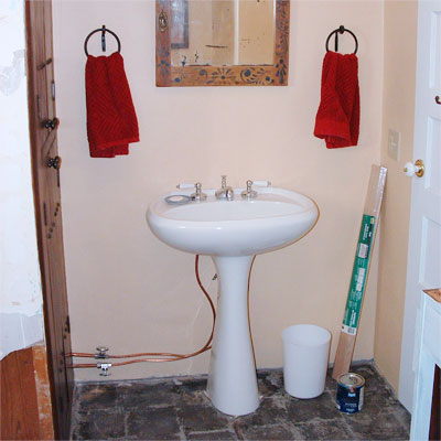 Colorful Redo Complements the House: Before from Best Bath Before and Afters 2012