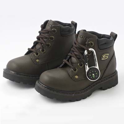 BIG BOOTS, LITTLE BOOTS