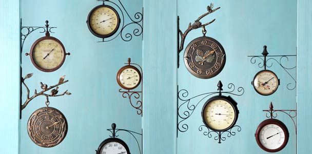 19th-Century style railway clock/thermometers