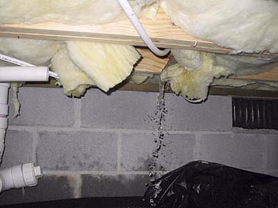 home inspection photo of incomplete bathtub drain