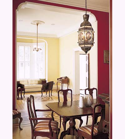 Italianate townhouse dining room