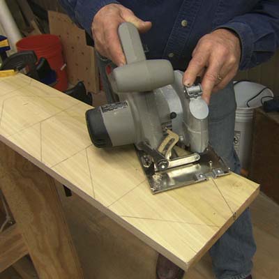 circular saw, cutting, stilts