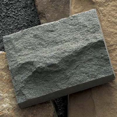 randomly sized square and rectangle chunks of bluestone