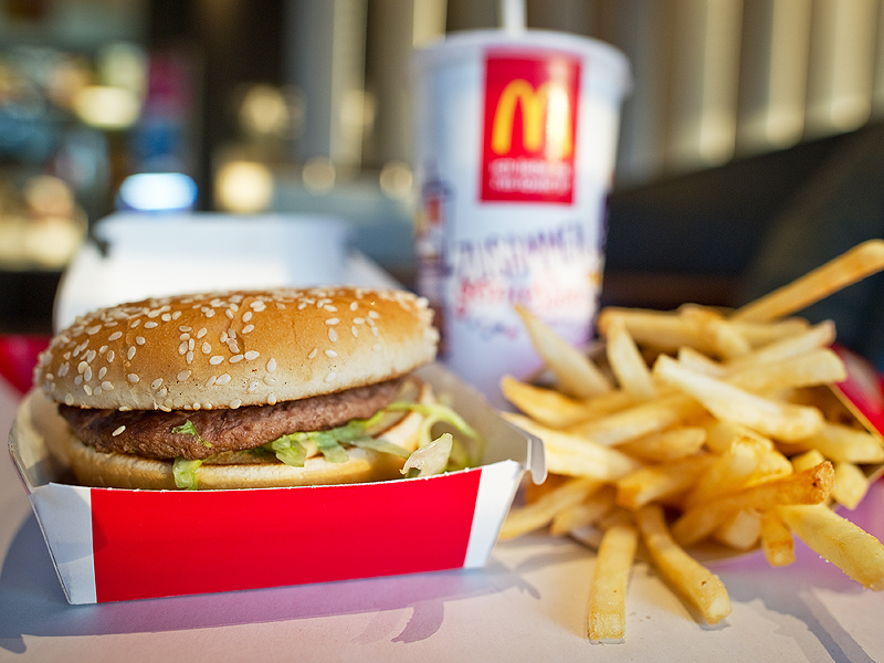 What Happens When You Eat a Big Mac? Infographic Purports to Explain ...