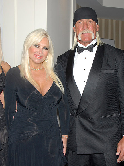 Hulk Hogan Trial: Linda Hogan Reads Letter She Wrote to Ex : People.com