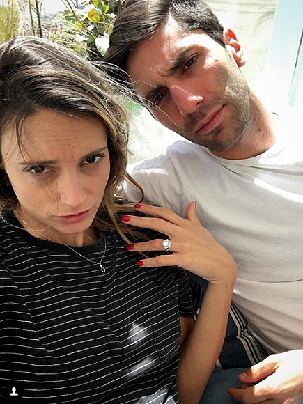 Catfish's Nev Schulman Engaged to Pregnant Girlfriend Laura Perlongo ...