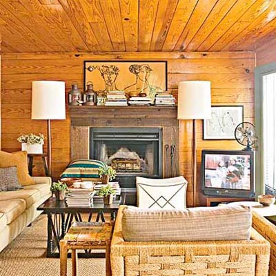 Get Comfy in a Lakeside Cabin | Take a Vacation Without Leaving Home ...